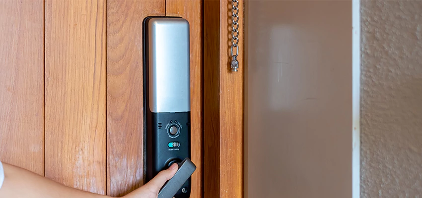 Home Security Electronic Locks Upgrades in Lauderhill, FL